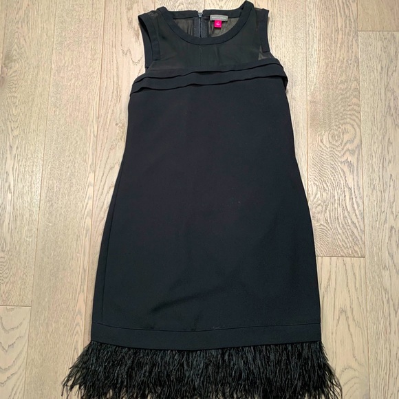 Vince Camuto Dresses & Skirts - Vince Camuto Feather-bottom dress